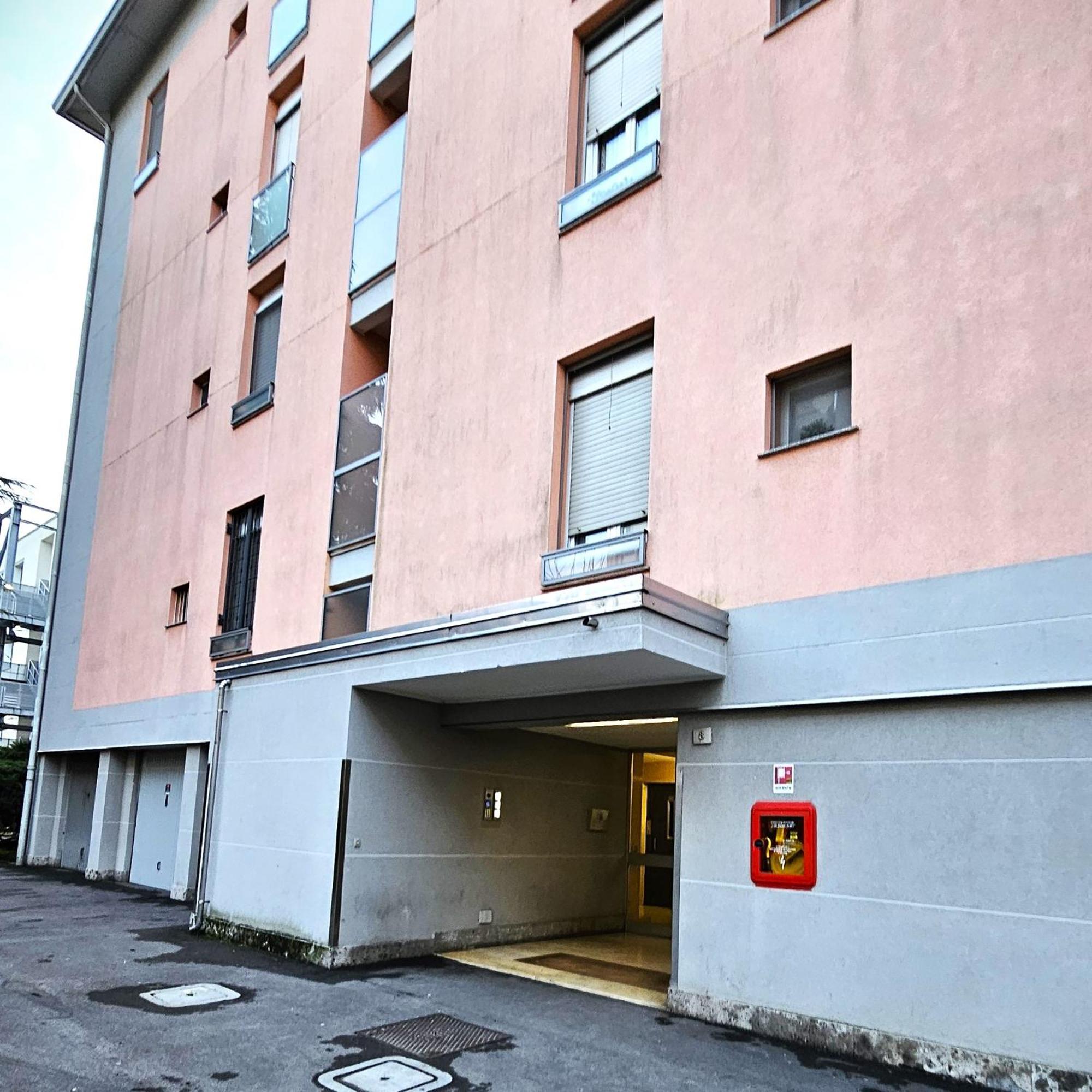 Bbking Appartamento Policlinico San Donato Milanese Buitenkant foto